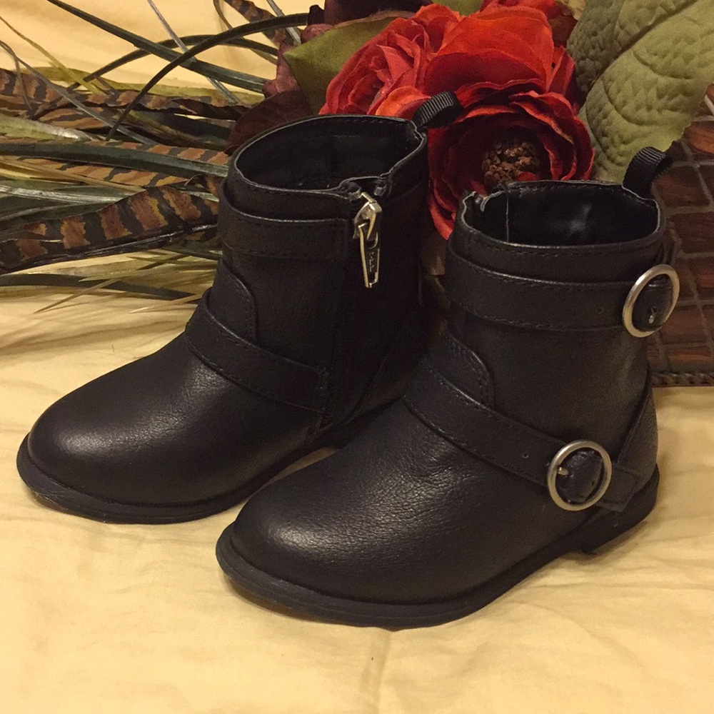 Crazy 8 boots
